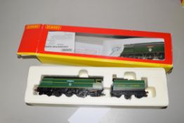 Boxed Hornby 00 gauge R2316 BR 4-6-2 Battle of Britain class "73 Squadron" locomotive No 34081