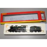 Boxed Hornby 00 gauge R2532 BR 4-6-0 Class B17-4 "Arsenal" locomotive No 61648