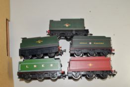 Group of five unboxed 00 gauge tenders by Triang and Hornby