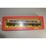 Boxed Hornby 00 gauge R745 LNER full third coach