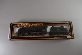 Boxed Mainline Railways 00 gauge Jubilee Class "Leander" locomotive, No 45690