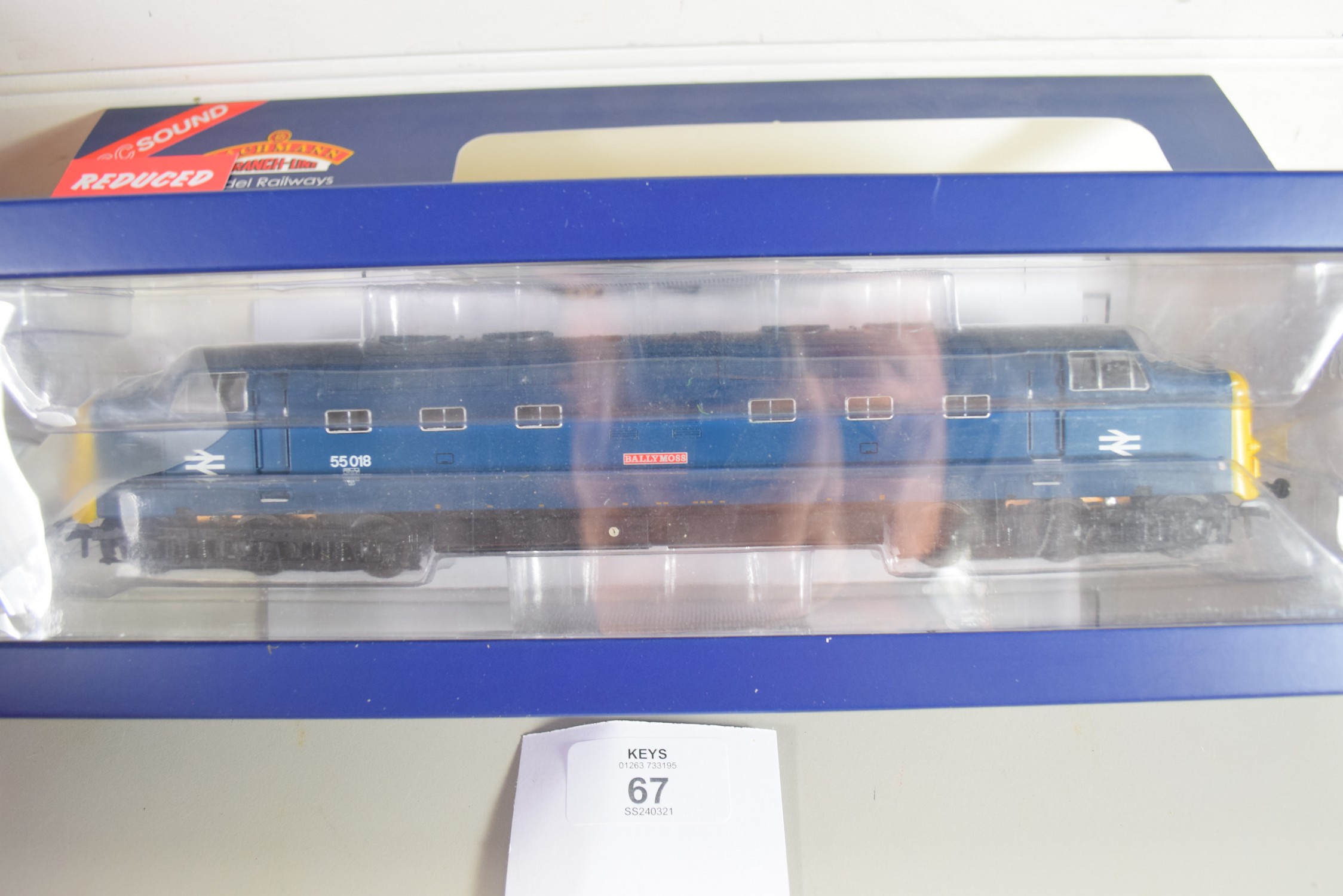 Boxed Bachmann 00 gauge 32-526 DS Class 55 "Ballymoss" BR blue, No 55018 locomotive - Image 2 of 2