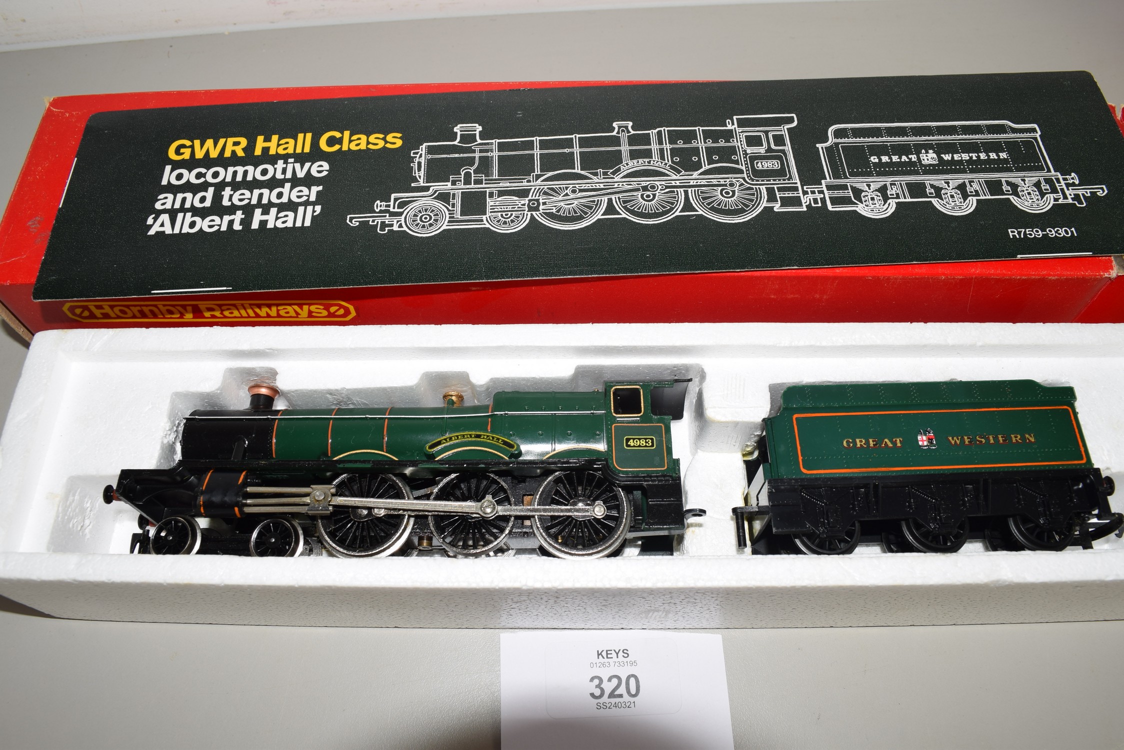 Boxed Hornby 00 gauge R759 GWR "Albert Hall" locomotive No 4983