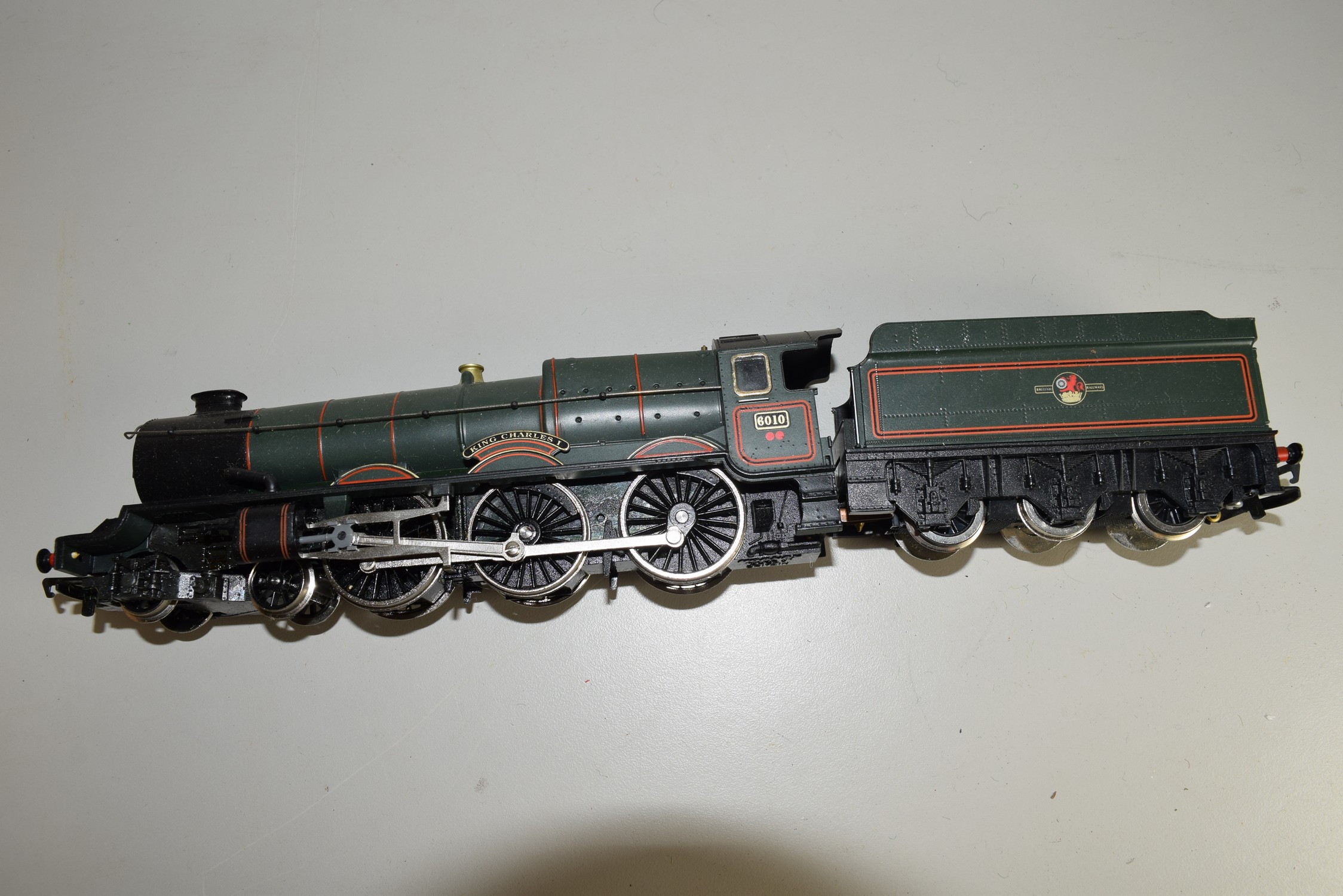 Unboxed Hornby 00 gauge "King Charles I" locomotive no 6010