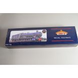 Boxed Bachmann 00 gauge 32-002 "St Edmund Hall" BR black, early emblem, No 5960 locomotive