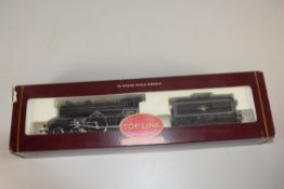 Boxed Locomotives Top Link from Hornby 00 gauge R2021 BR 4-4-0 "Cattistock" locomotive No 62758