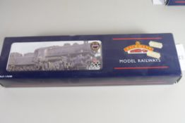 Boxed Bachmann 00 gauge 32-579 Ivatt Class 42-6-0 BR lined black, L-crest, No 43096 locomotive