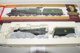 Boxed Hornby 00 gauge early BR Castle class "Earl Cairns" locomotive No 5053