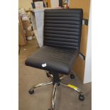 MODERN SWIVEL OFFICE CHAIR