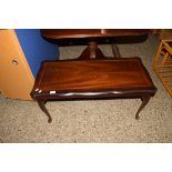 REPRODUCTION COFFEE TABLE WITH STRUNG DECORATION, LENGTH APPROX 96CM