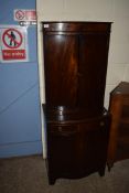 MAHOGANY EFFECT BOW FRONT DRINKS CABINET, WIDTH APPROX 61CM