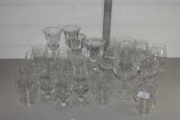 QTY OF GLASS WARES