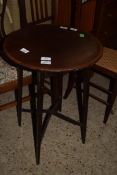 SMALL CIRCULAR OCCASIONAL TABLE WITH CROSS BANDED AND STRUNG DECORATION, APPROX 45CM DIAM