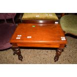 SMALL TABLE COMMODE