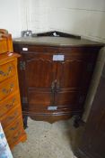 STAINED WOOD CORNER CABINET, WIDTH APPROX 86CM MAX