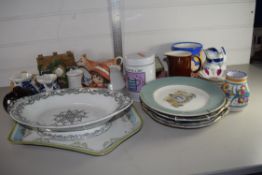 TRAY CONTAINING MIXED CERAMICS, SMALL POOLE JUG ETC