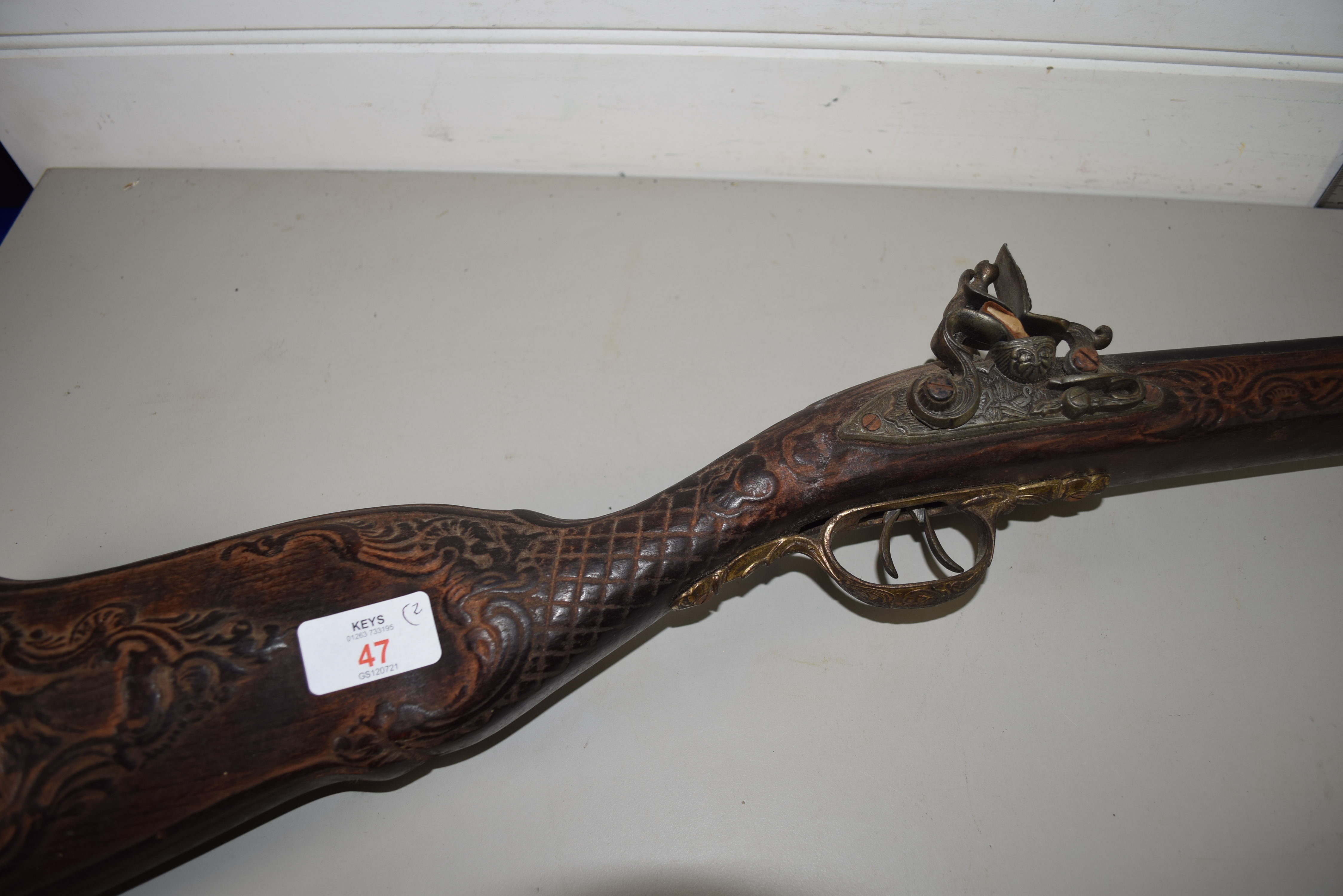 MIDDLE EASTERN STYLE DOUBLE BARREL FLINTLOCK SHOTGUN AND A SWORD - Image 3 of 3