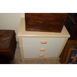 MODERN SMALL CHEST OF DRAWERS, WIDTH APPROX 72CM