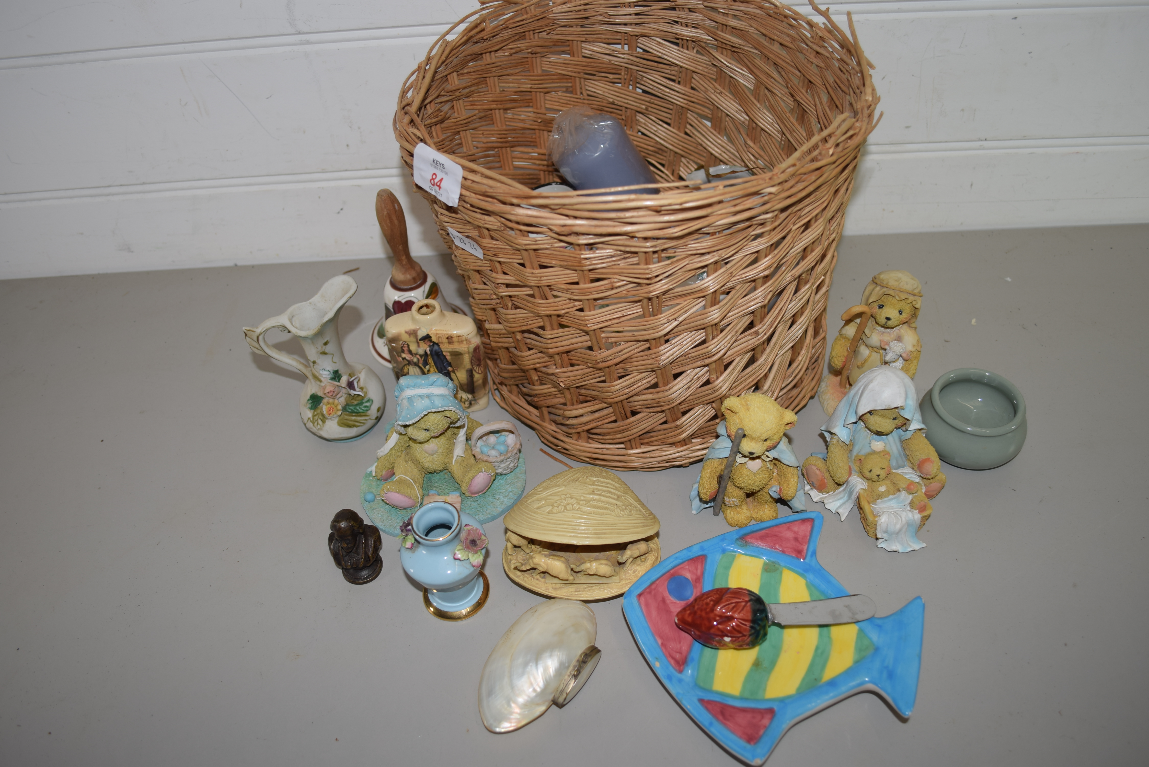 SMALL WICKER BASKET CONTAINING MAINLY MODELS OF TEDDY BEARS BY HAMILTON GIFTS