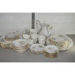 ROYAL ALBERT HAWORTH PATTERN DINNER AND TEA WARES CONTAINING TWO GRADUATED SERVING DISHES, QTY OF