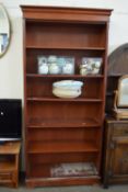 FULL HEIGHT OPEN FRONT BOOKCASE, WIDTH APPROX 91CM