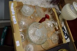 BOX CONTAINING GLASS WARES