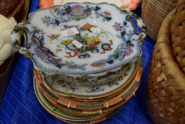 QTY OF DECORATIVE CERAMIC PLATES