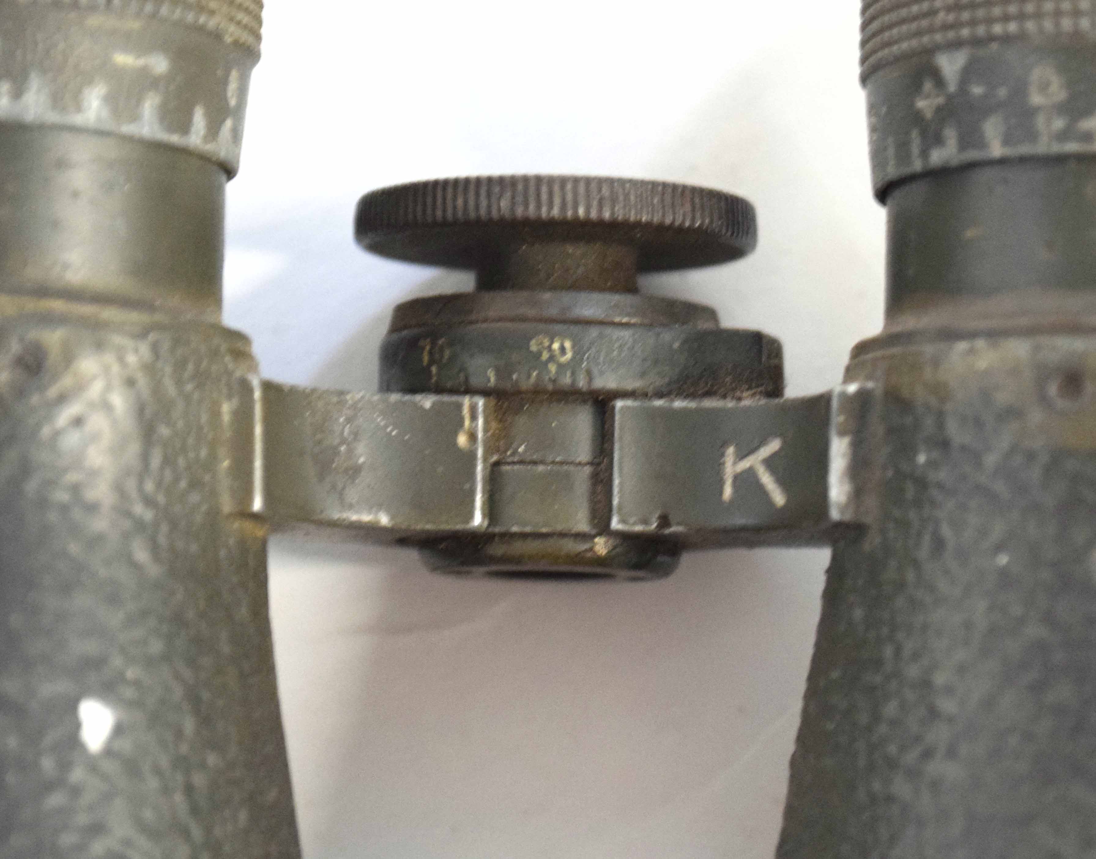 Pair of WWI period Imperial German Fernglas binoculars, maker's mark on focus wheel "Fernglas 08 - Image 3 of 4