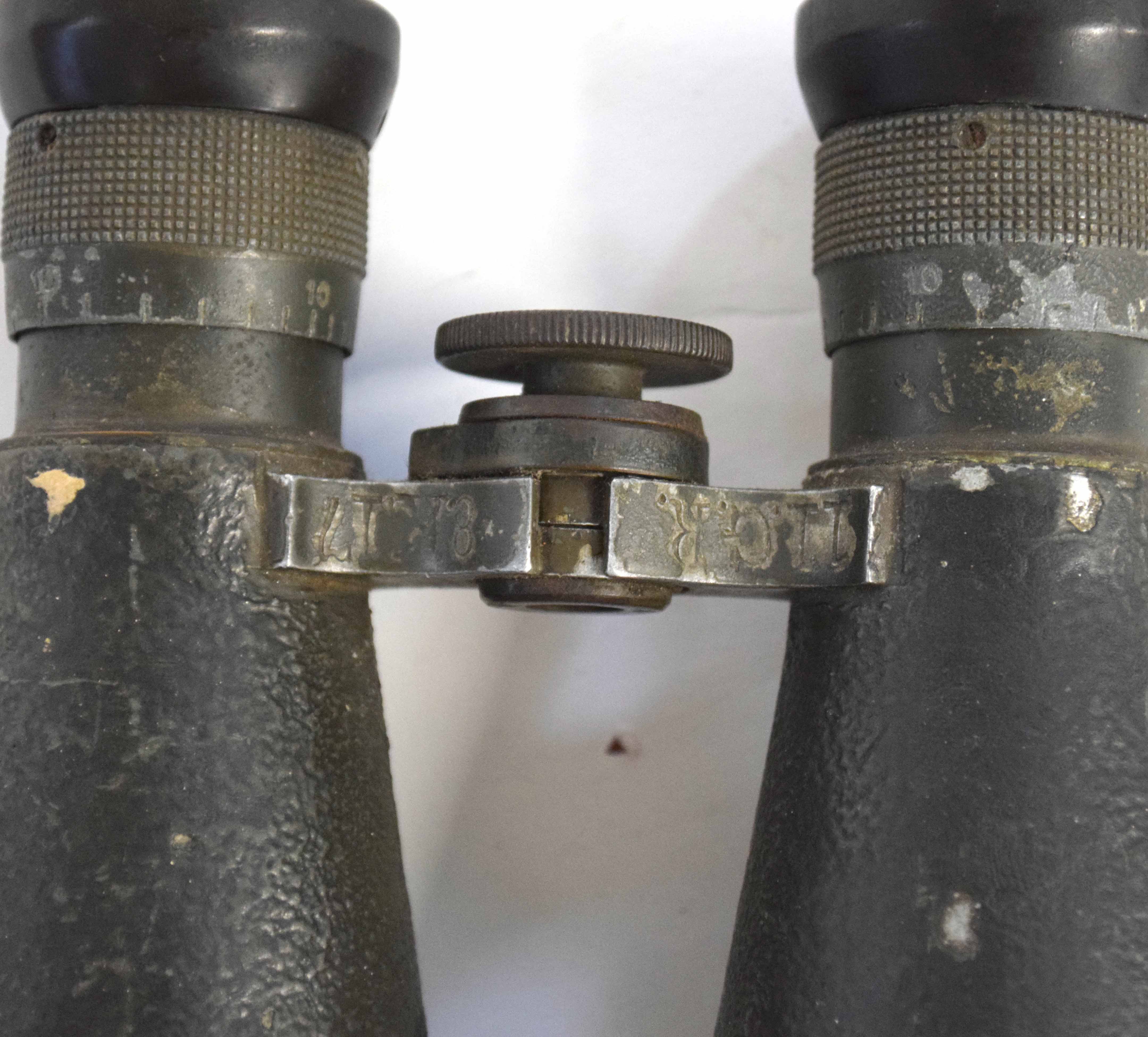 Pair of WWI period Imperial German Fernglas binoculars, maker's mark on focus wheel "Fernglas 08 - Image 4 of 4