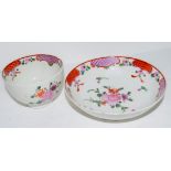 Lowestoft tea bowl and saucer, polychrome design of floral sprays (tea bowl cracked)