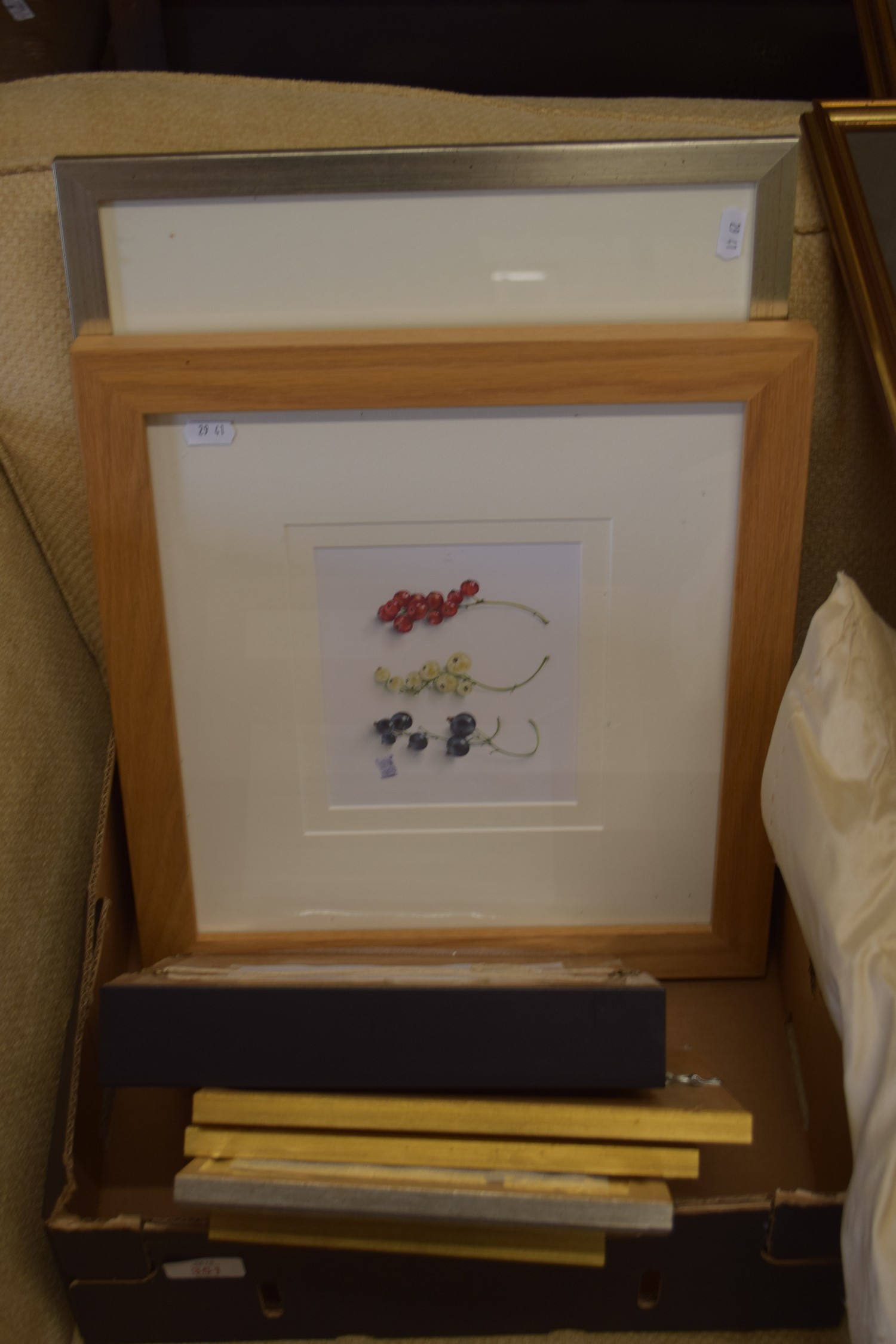 BOX OF VARIOUS SMALL FRAMED BOTANICAL WATERCOLOURS, MOSTLY APPEAR TO BE BY A SUSAN DALTON SBA, - Image 2 of 3