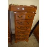 REPRODUCTION SERPENTINE CHEST OF DRAWERS, APPROX 52CM WIDE
