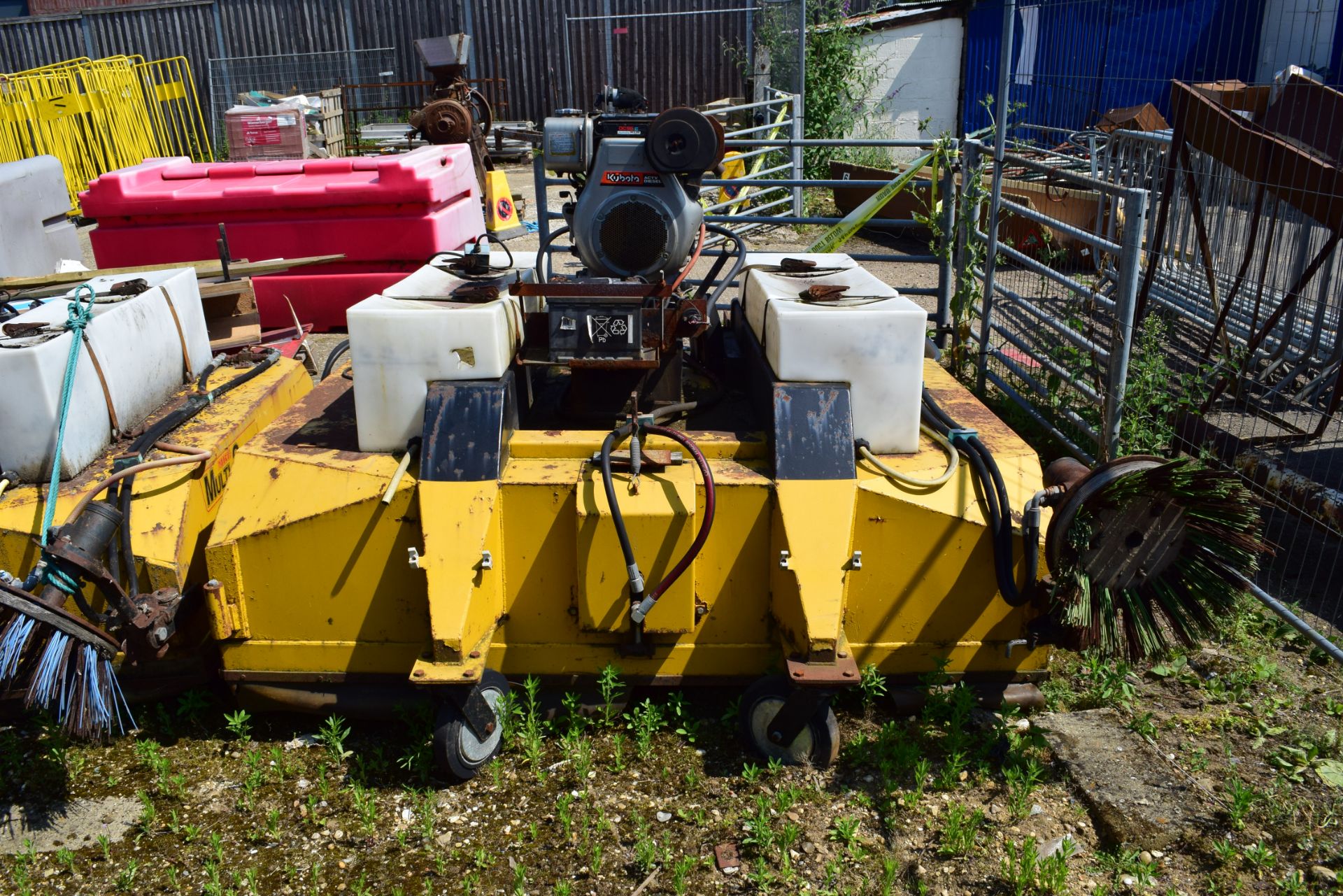 MULTI-SWEEP 725 TELEHANDLER ATTACHMENT WITH A KUBOTA ACTIVE DIESEL ENGINE - Image 2 of 3