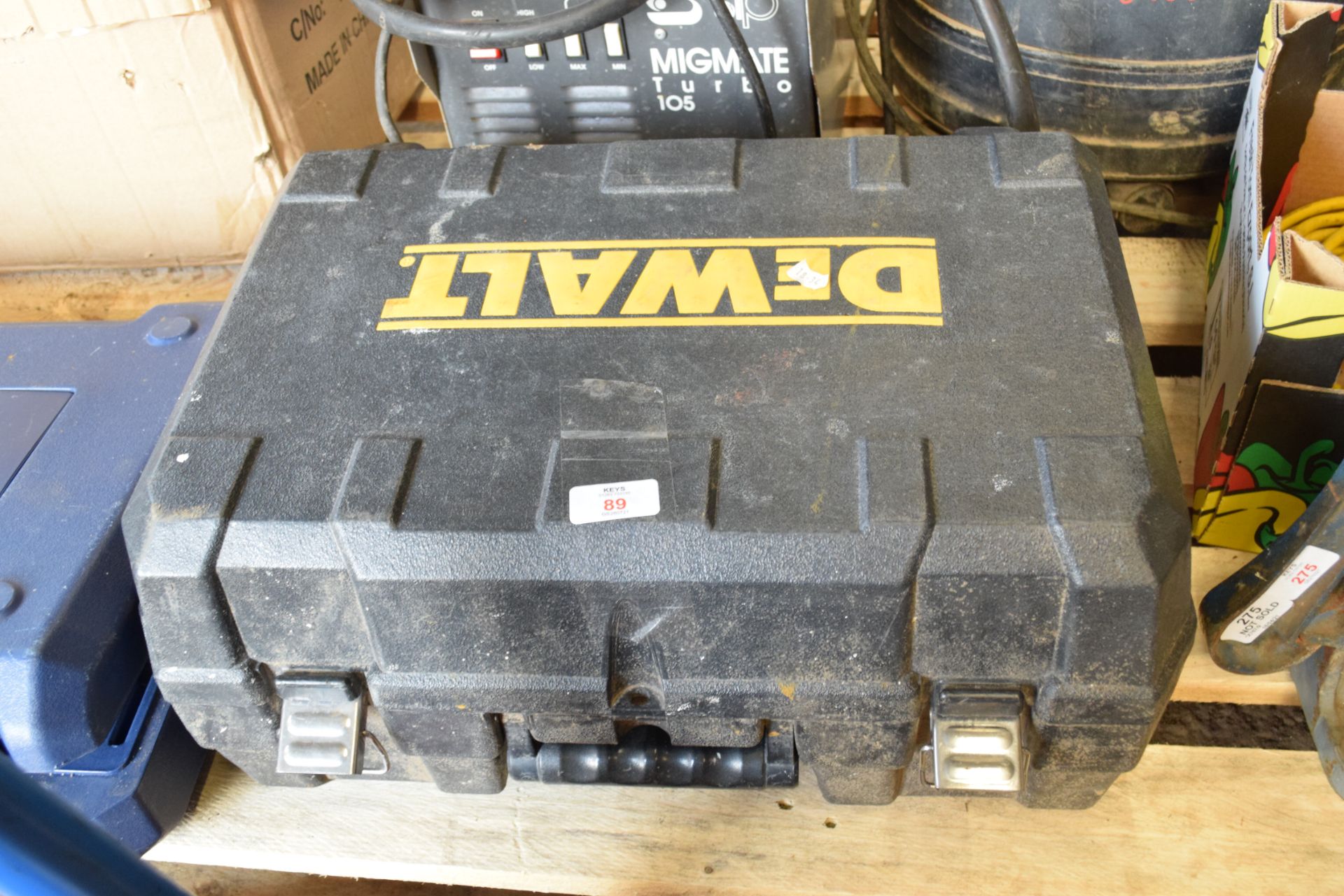 DE WALT TOOL CASE