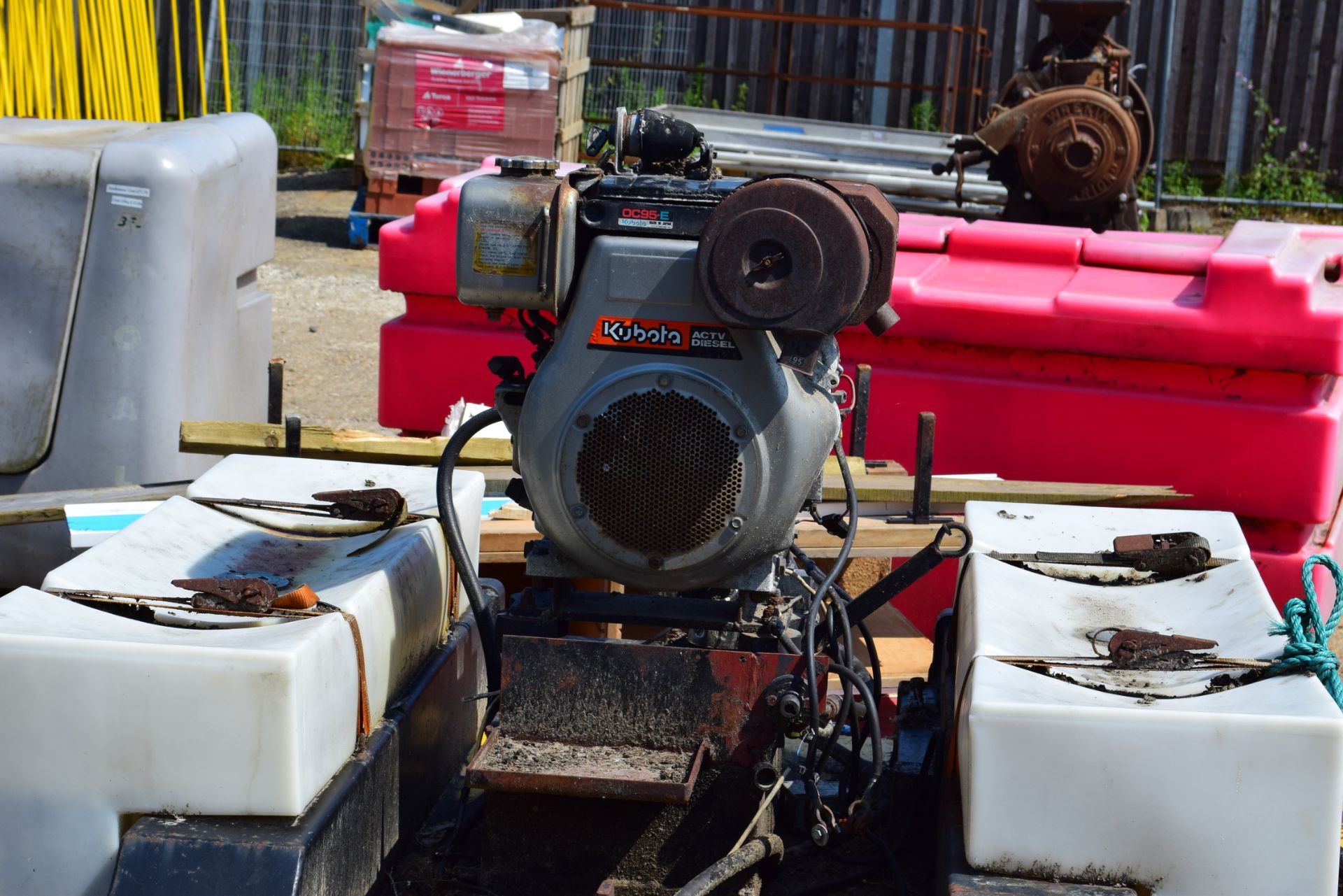 MULTI-SWEEP 725 TELEHANDLER ATTACHMENT WITH A KUBOTA ACTIVE DIESEL ENGINE - Image 3 of 3