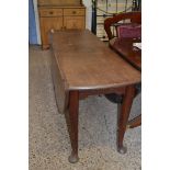 LARGE GEORGIAN MAHOGANY OVAL DROP LEAF DINING TABLE ON TAPERING LEGS WITH PAD FEET, 73CM HIGH X