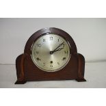 EARLY 20TH CENTURY OAK CASED MANTEL CLOCK