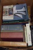 BOX CONTAINING MIXED REFERENCE BOOKS INCLUDING OXFORD COMPANION TO ART ETC