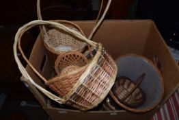 BOX VARIOUS WICKER BASKETS AND PLANT POT HOLDERS