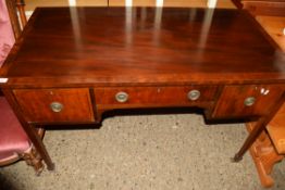 EDWARDIAN MAHOGANY THREE DOOR SIDE OR DRESSING TABLE, RAISED ON TAPERING LEGS, WITH SPADE FEET,