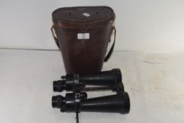 VINTAGE MILITARY ISSUE FIELD BINOCULARS IN FITTED LEATHER CASE