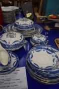 QTY OF F WINKLE WEALDON WARE, KNOWSLEY DESIGN DINNER WARES