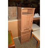 PAIR OF LIGHT WOOD EFFECT BEDSIDE CABINETS, 36CM WIDE