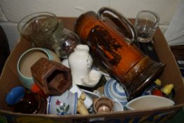 BOX VARIOUS MIXED CERAMICS AND GLASS WARES