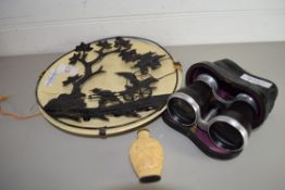 MIXED LOT: WALL PLATE WITH APPLIED METAL DECORATION, CONTEMPORARY ORIENTAL RESIN SNUFF BOTTLE AND