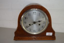 EARLY 20TH CENTURY OAK CASED MANTEL CLOCK