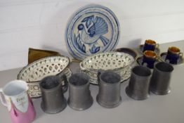 BOX OF MIXED WARES TO INCLUDE PEWTER TANKARDS, CROWN DEVON COFFEE CANS AND SAUCERS ETC