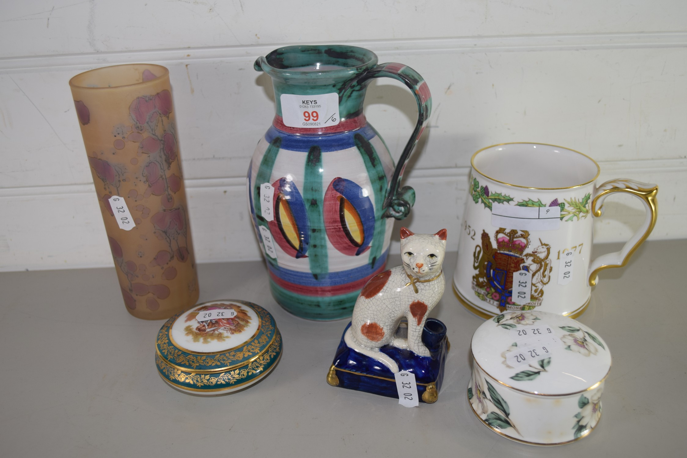 MIXED LOT: CROWN STAFFORDSHIRE PILL BOX, LIMOGES PILL BOX, ART GLASS VASE, STAFFORDSHIRE MODEL OF