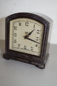 VINTAGE SMITHS BAKELITE CASED MANTEL CLOCK