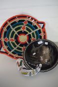 MIXED LOT: 20TH CENTURY BLACK LACQUERED AND MOTHER OF PEARL INLAID ORIENTAL WALL PLATE, TOGETHER
